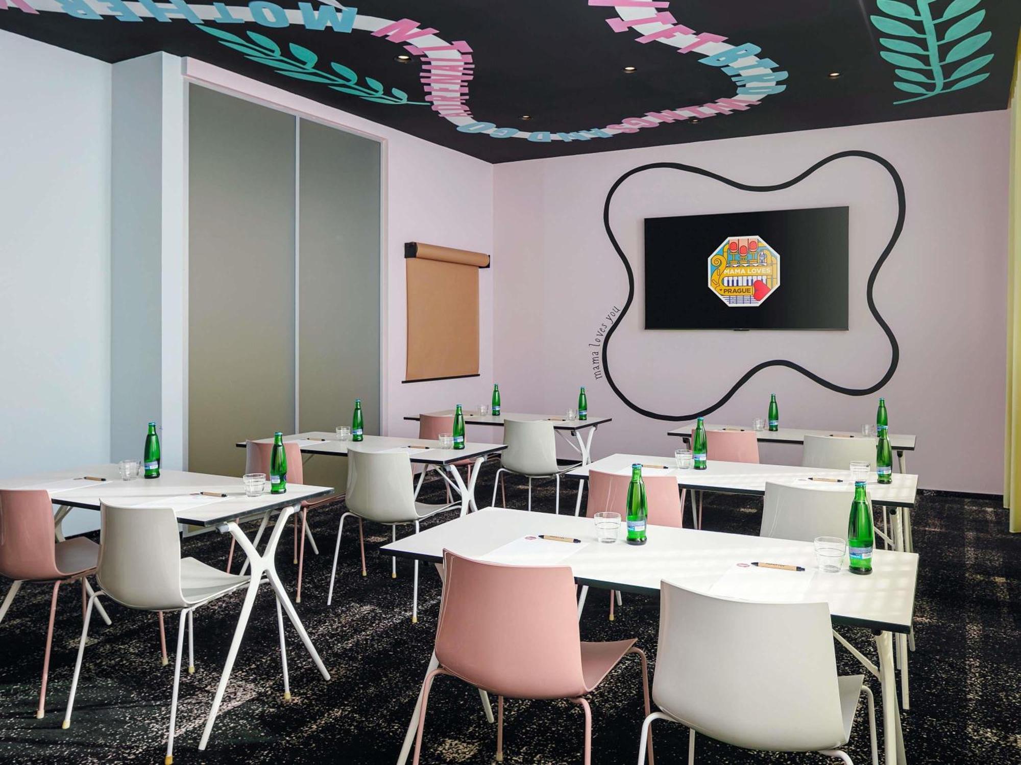 Mama Shelter Otel