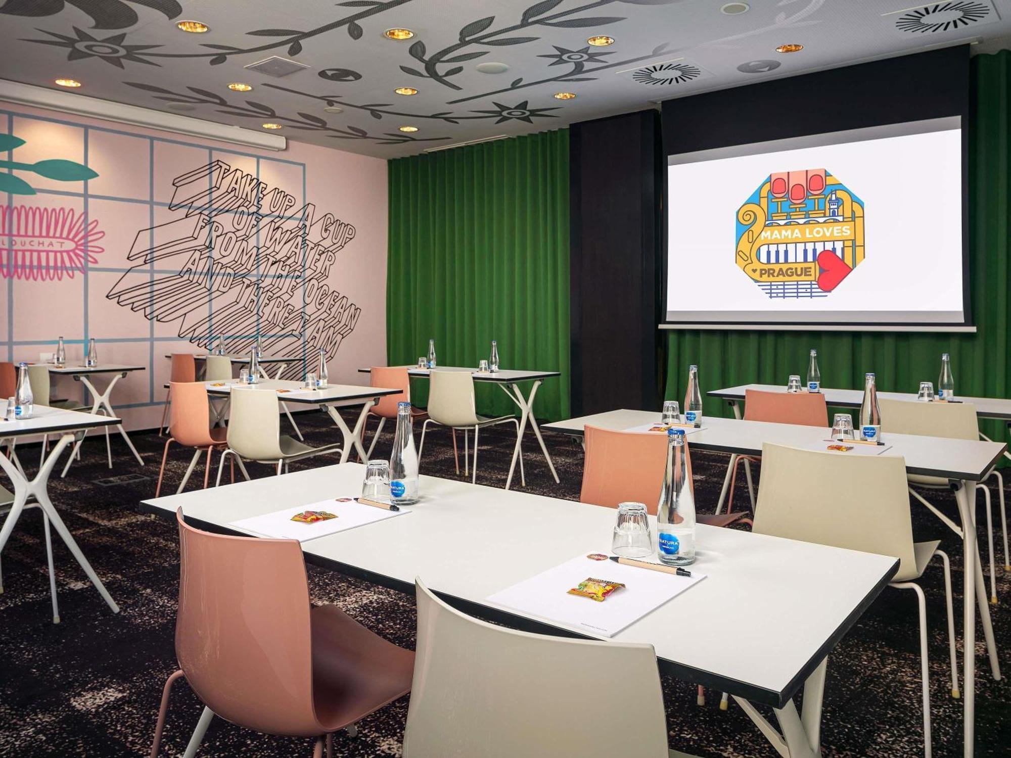 Mama Shelter Hotel 4*